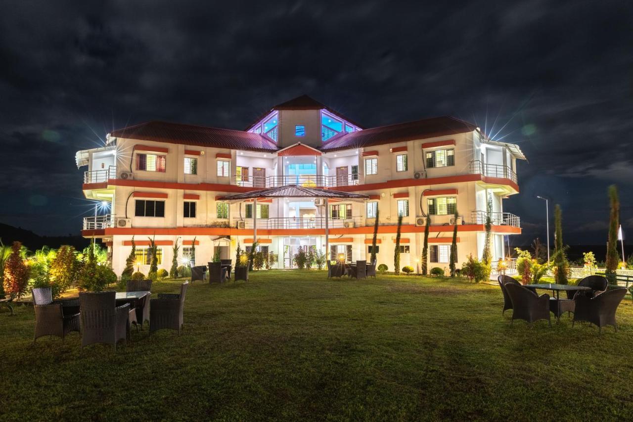 La Vue Resort Kāziranga Exteriér fotografie